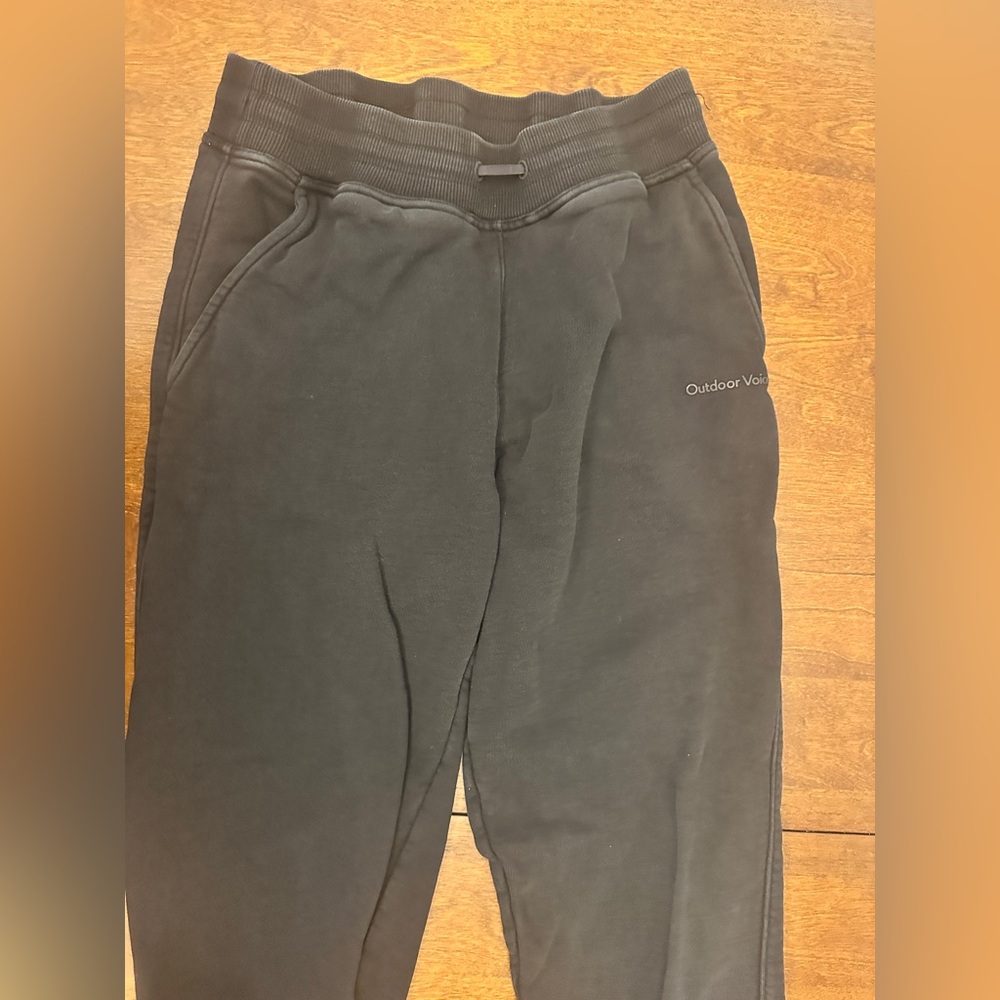 Outdoor Voices Joggers - Picture 2 of 4